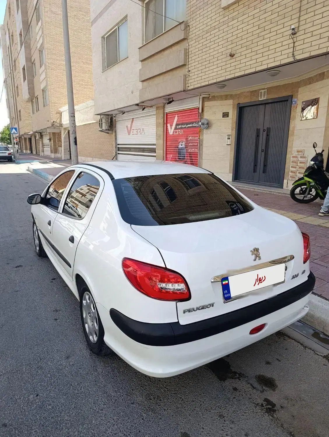 پژو 206 SD V8، مدل ۱۳۹۴|خودرو سواری و وانت|اصفهان, طامه|دیوار