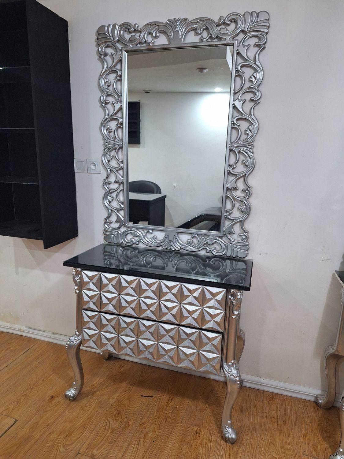 اینه وکنسول|بوفه، ویترین، کنسول|رشت, گلسار|دیوار