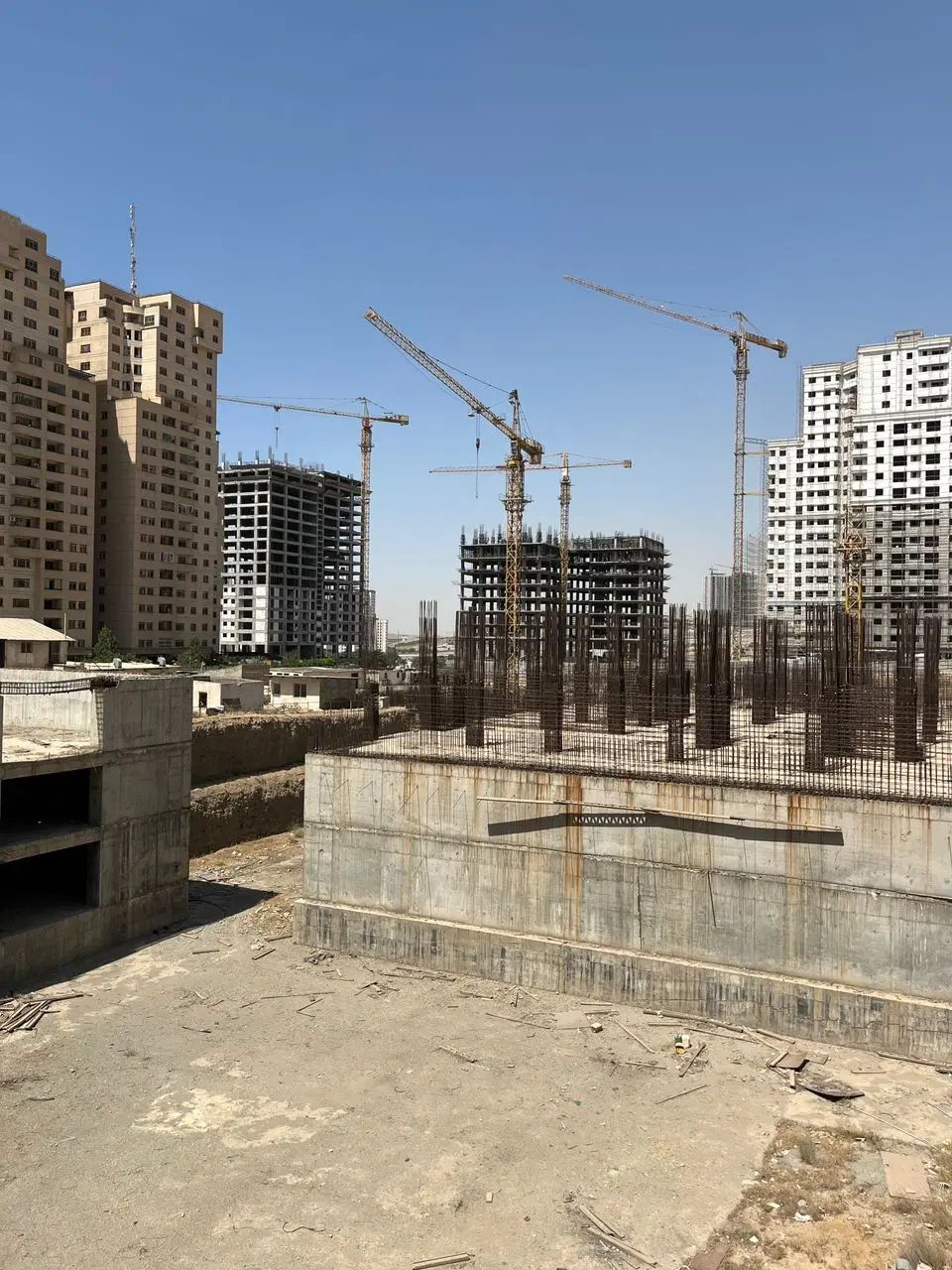 پیش فروش واحد ۶۰ تا ۱۲۰/قابل تهاتر/ دریاچه|فروش آپارتمان|تهران, شهرک چیتگر|دیوار