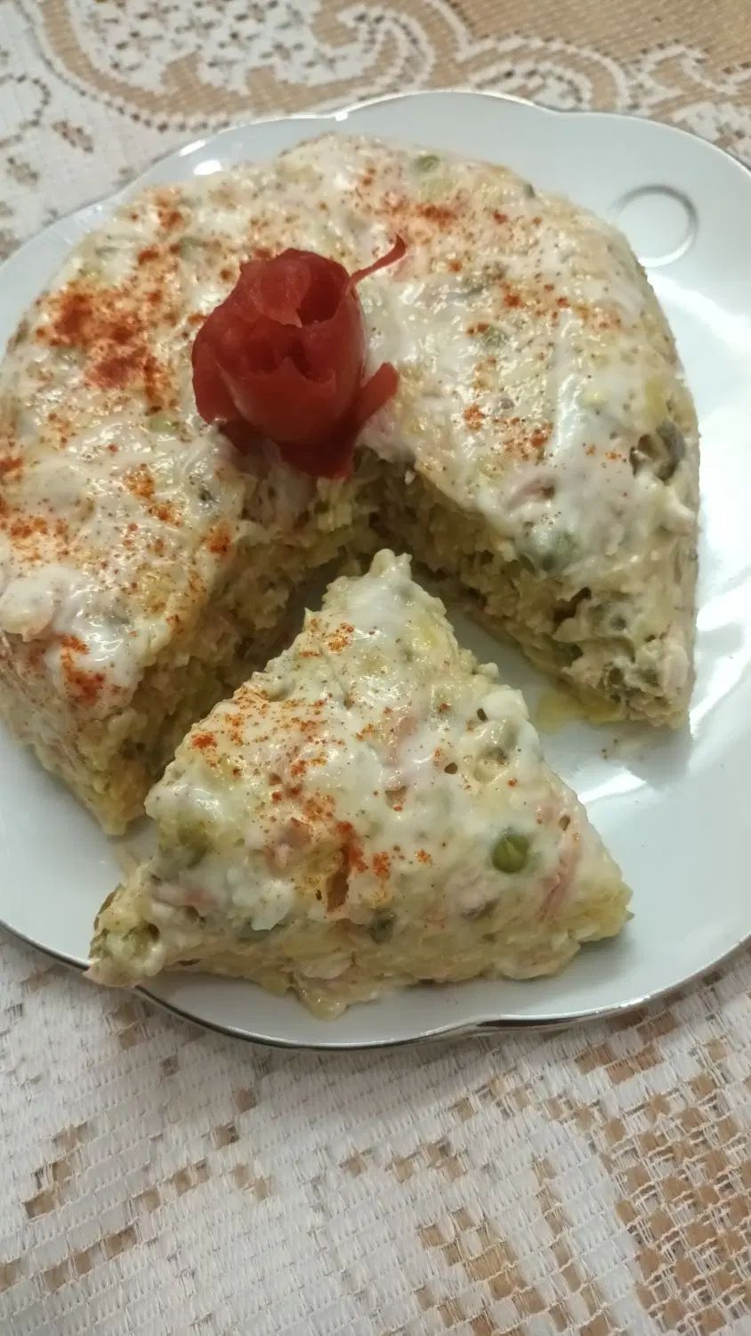 پیراشکی سالاد ماکارونی  سالاد الویه|خوردنی و آشامیدنی|مشهد, حجاب (شهرک غرب)|دیوار