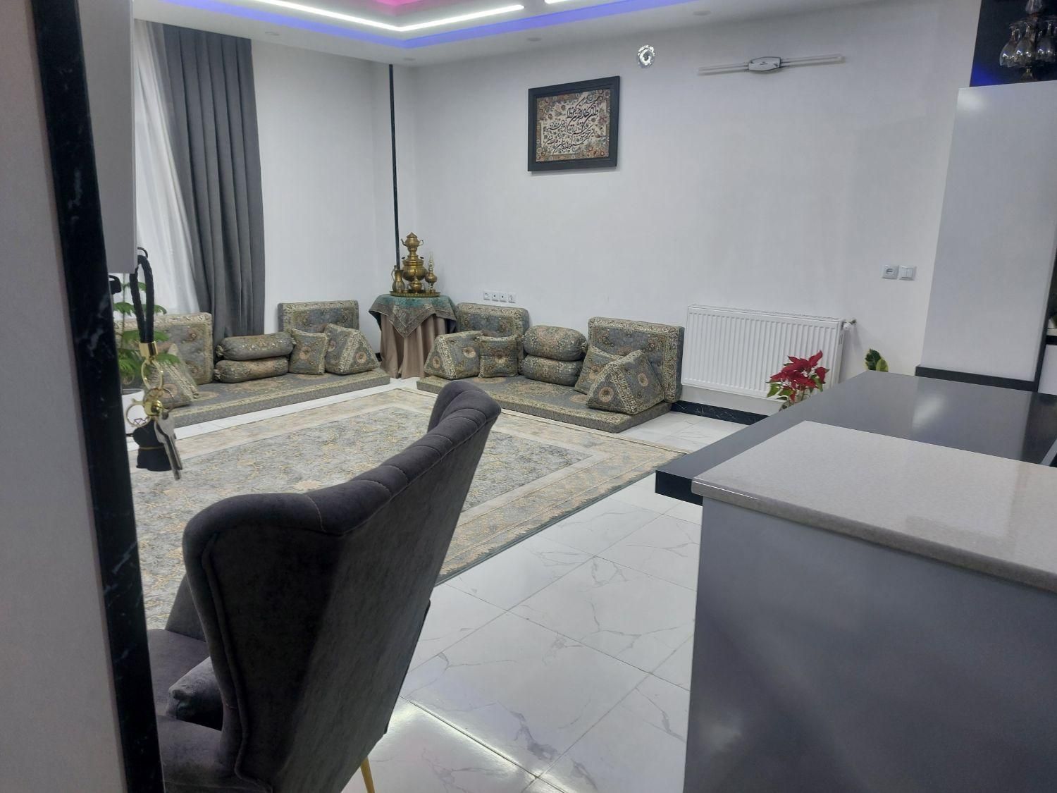 ۱۳۰متر نبوی منش کوچه طلاب|فروش آپارتمان|خمینیشهر, |دیوار