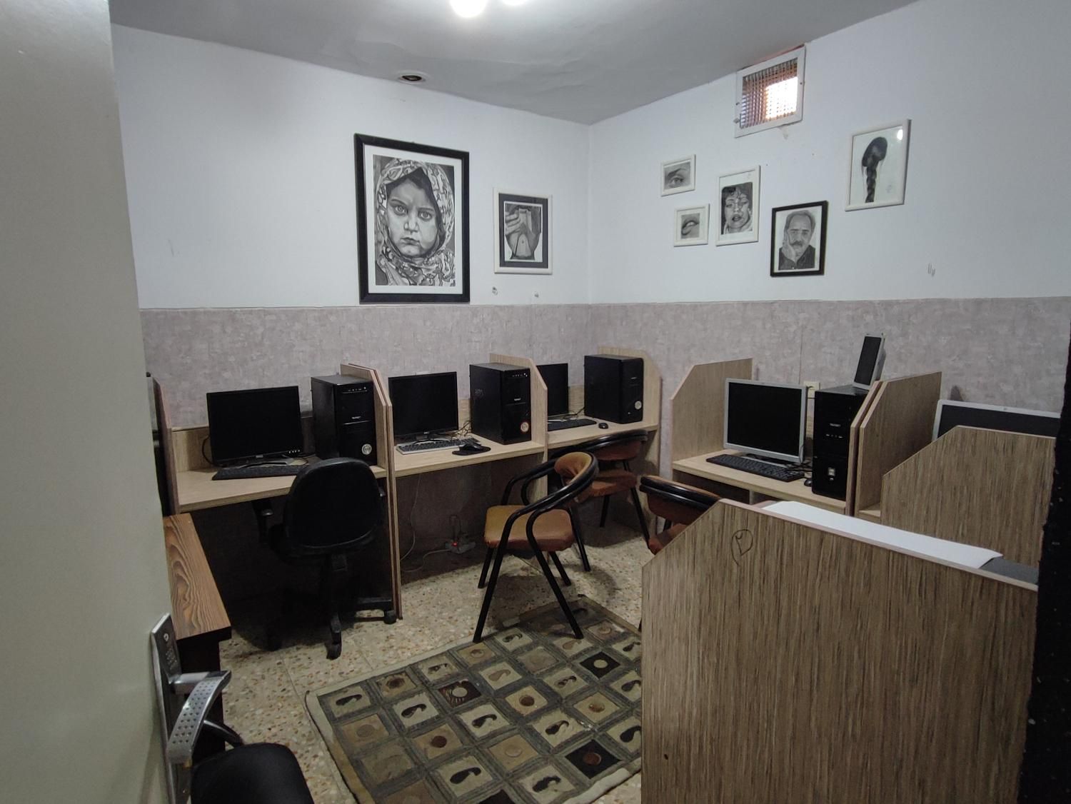 اجاره ساعتی و روزانه و ماهانه دفتر کار و کلاس|اجارهٔ کوتاهمدت دفتر کار و فضای آموزشی|فردیس, فردیس|دیوار