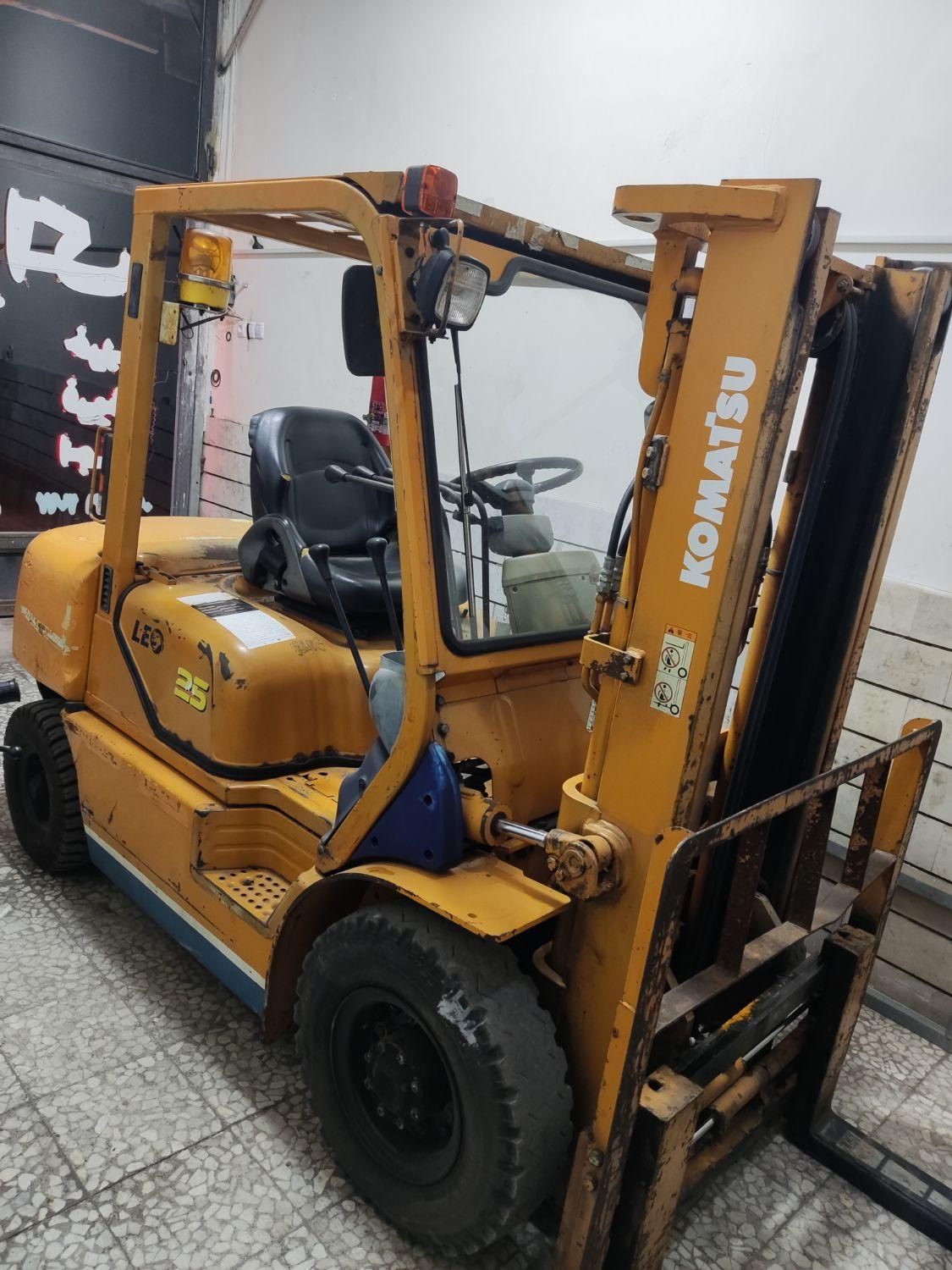 لیفتراک کوماتسو۲/۵تن (اجاره وفروش)|خودرو سنگین|زنجان, |دیوار