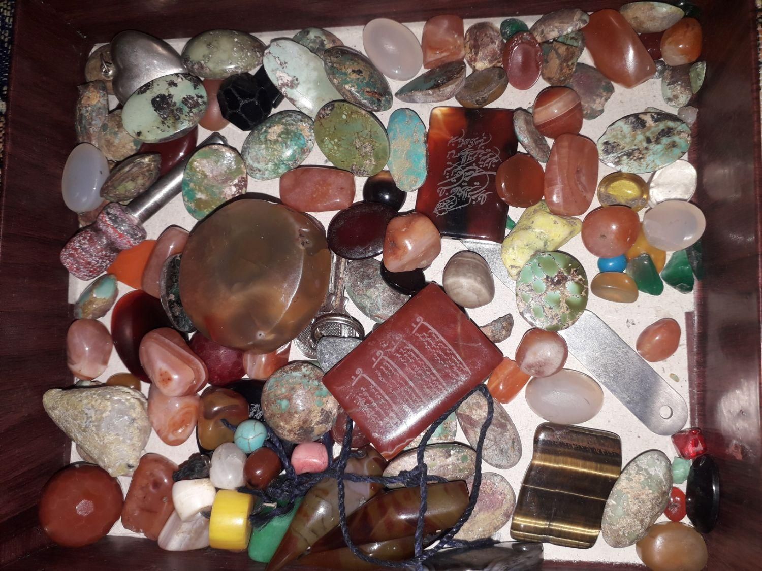 سنگ انگشتر معاوضه با انگشتر نقره|زیورآلات و اکسسوری|نسیمشهر, |دیوار