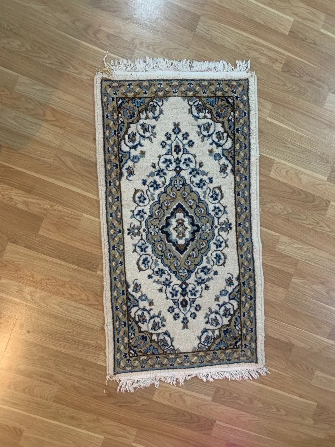 چند مدل فرش کوچیک‌صورتی ابی کلاسیک|فرش|تهران, الهیه|دیوار