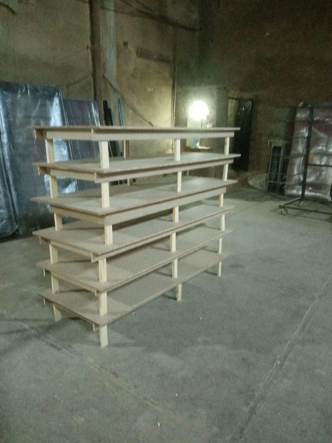 تولید سفارشی کف تخت چوبی با 6 تا 8 پایه|تخت و سرویس خواب|بومهن, |دیوار