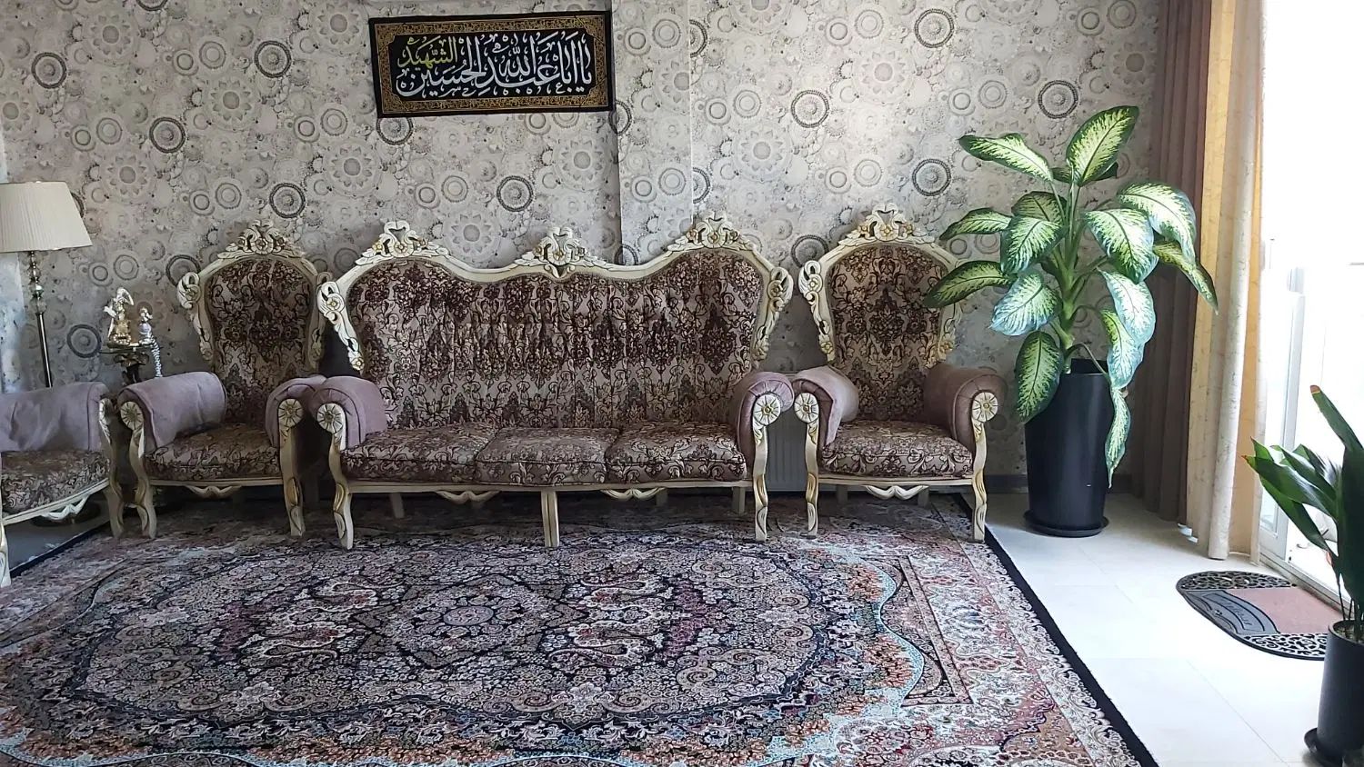 مبل نیم سلطنتی|مبلمان خانگی و میز عسلی|مشهد, حجت|دیوار