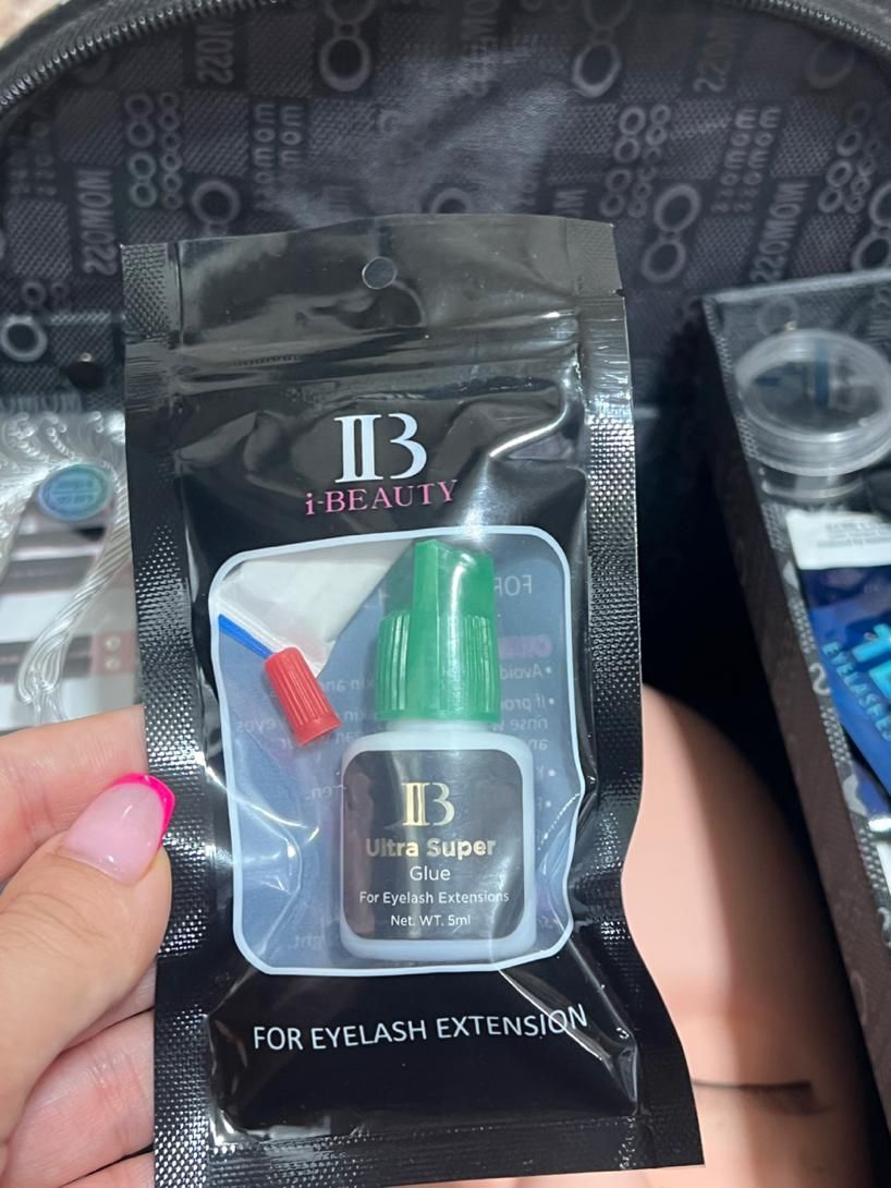 لوازم کاشت و اکستنشن مژه و لیفت ابرو و مژه|حراج|میانه, |دیوار