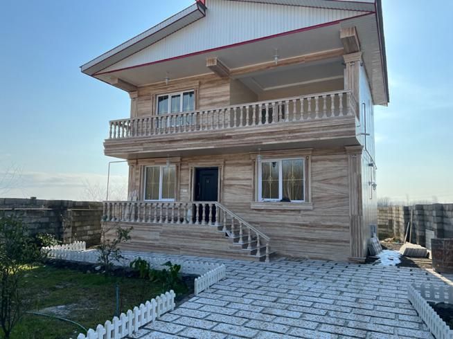 ۴۰۰ متر زمین /ویلا نوساز /داخل پله /بنا ۱۵۰ متر|فروش خانه و ویلا|رضوانشهر, |دیوار