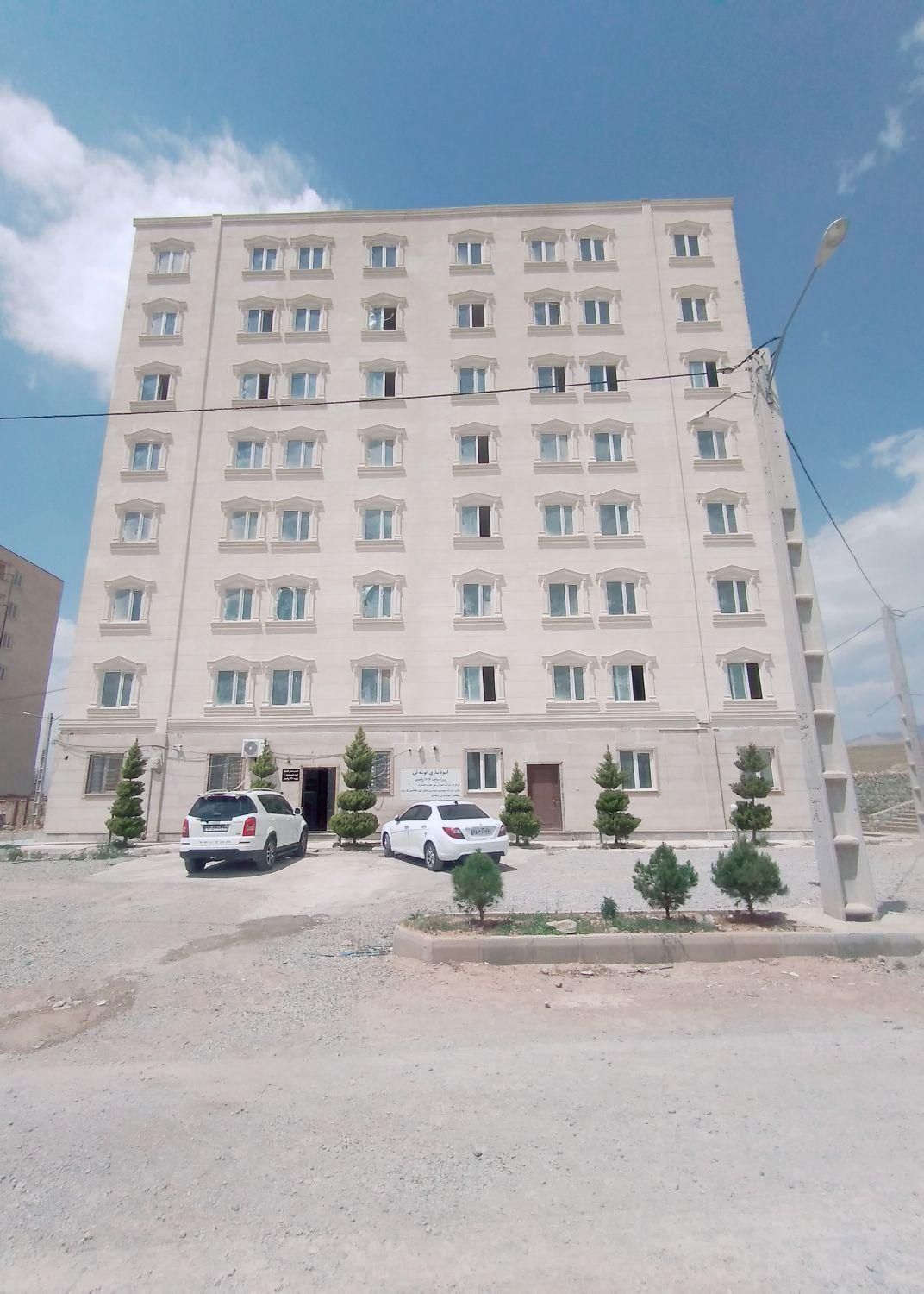 آپارتمان ۱۵۲ متری سه خواب در بلوار اصلی فاز دو|فروش آپارتمان|هشتگرد, فاز ۷ مهستان|دیوار