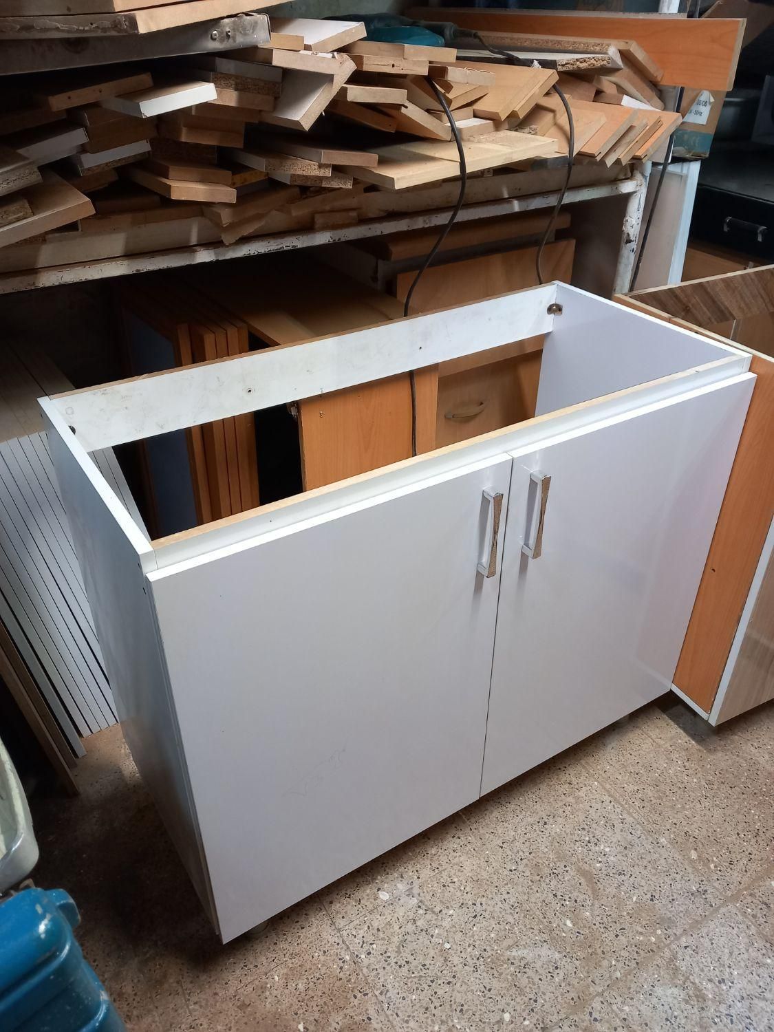 سینک و کابینت زیر ظرفشویی میز سماور|مصالح و تجهیزات ساختمان|تبریز, |دیوار