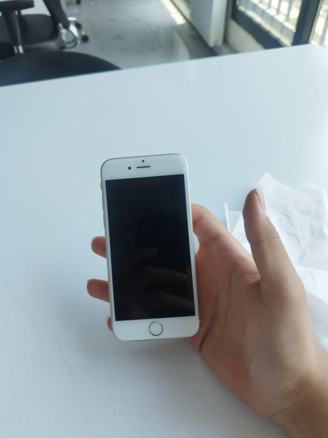 iphone 6|موبایل|اصفهان, کوی ولی عصر|دیوار