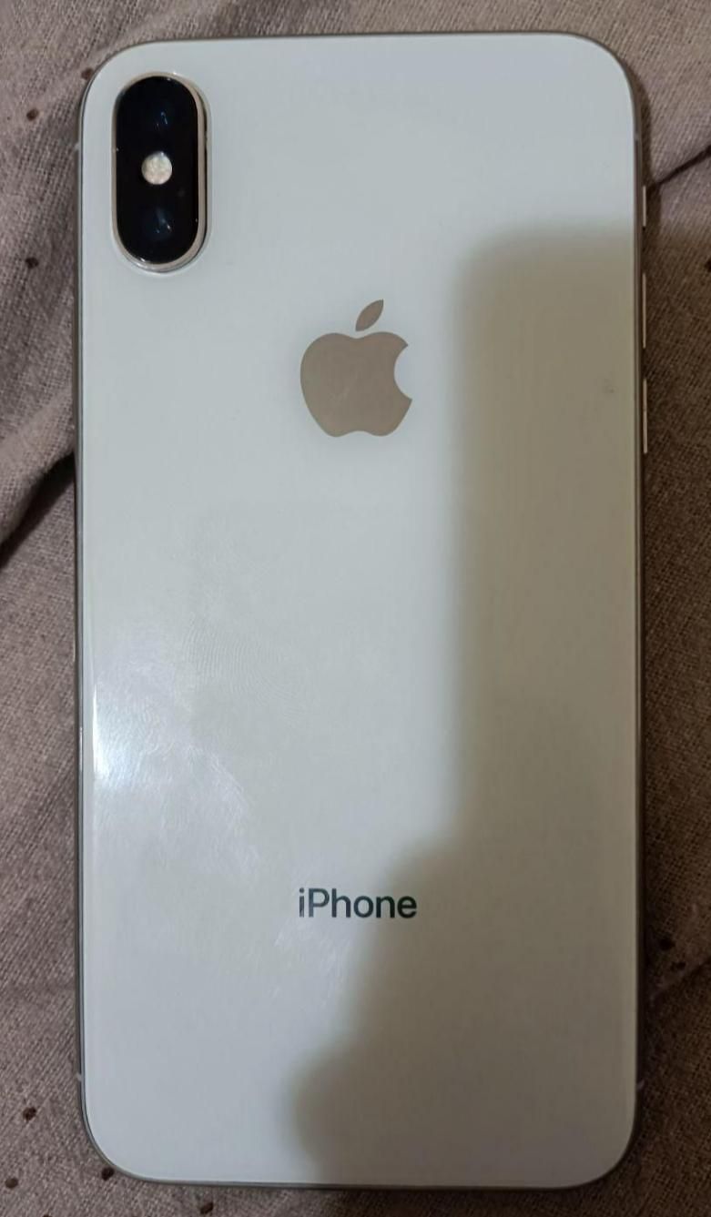 خریدار اپل iPhone XS Max با حافظهٔ ۲۵۶ گیگابایت|موبایل|شیراز, شهرک بزین|دیوار