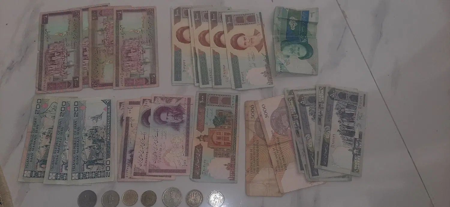 سکه قدیمی و ۲۸ عدد اسکناس|کلکسیون سکه، تمبر، اسکناس|اصفهان, فردوان|دیوار