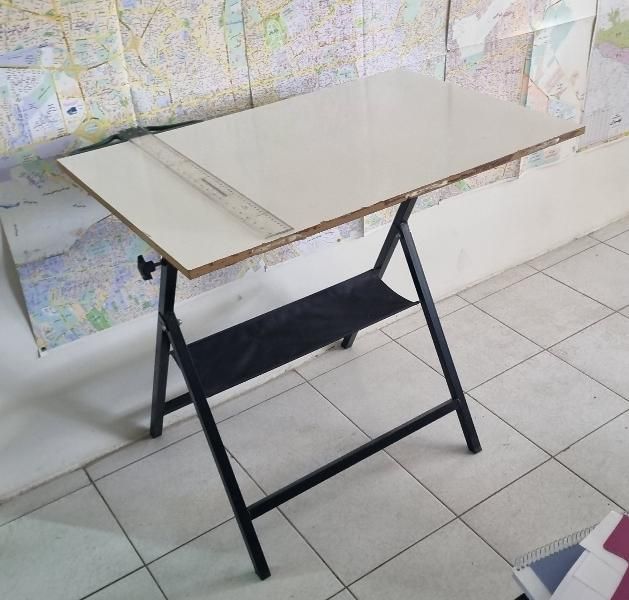 میز نقشه کشی ۸۰×۱۲۰ همراه با خط‌کش T|میز تحریر و کامپیوتر|تهران, سازمان آب|دیوار
