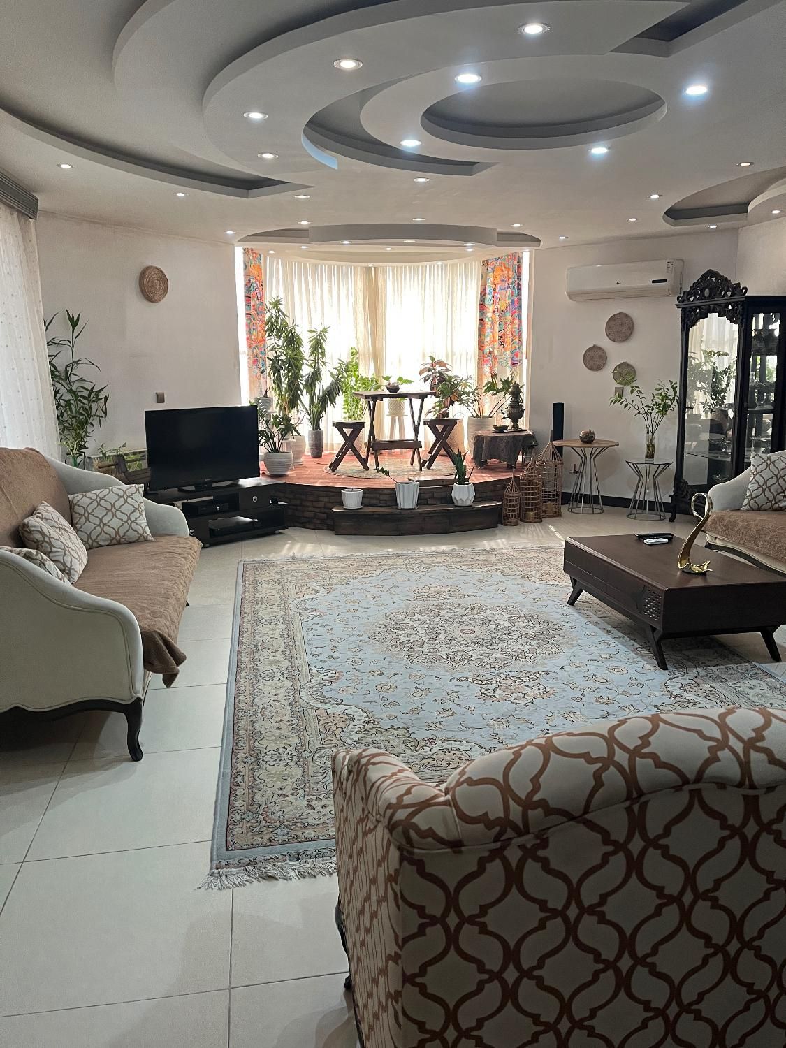 ویلا تک خواب نزدیک رشت|اجارهٔ کوتاه‌مدت ویلا و باغ|رشت, بیجارپس|دیوار