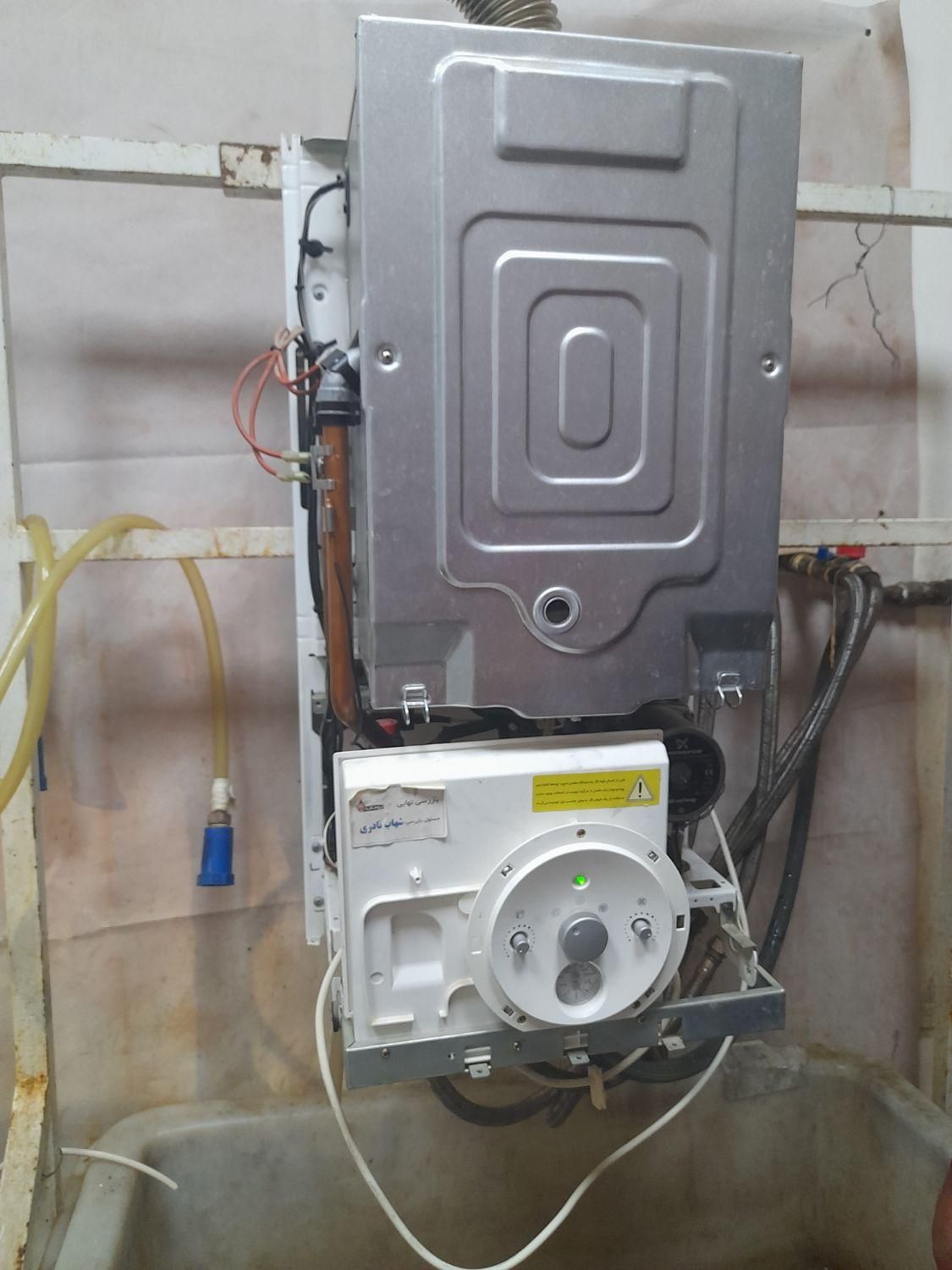 تعمیرات تخصصی پکیج - آبگرمکن دیواری - و غیره..|خدمات پیشه و مهارت|هشتگرد, شهرک بهشت|دیوار