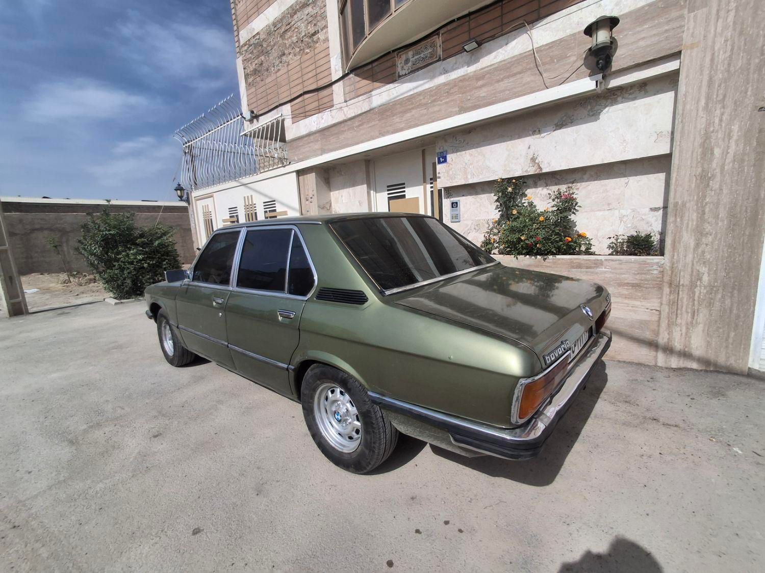 bmw518بی ام و ۵۱۸ کلاسیک|خودرو کلاسیک|اصفهان, شاهد|دیوار