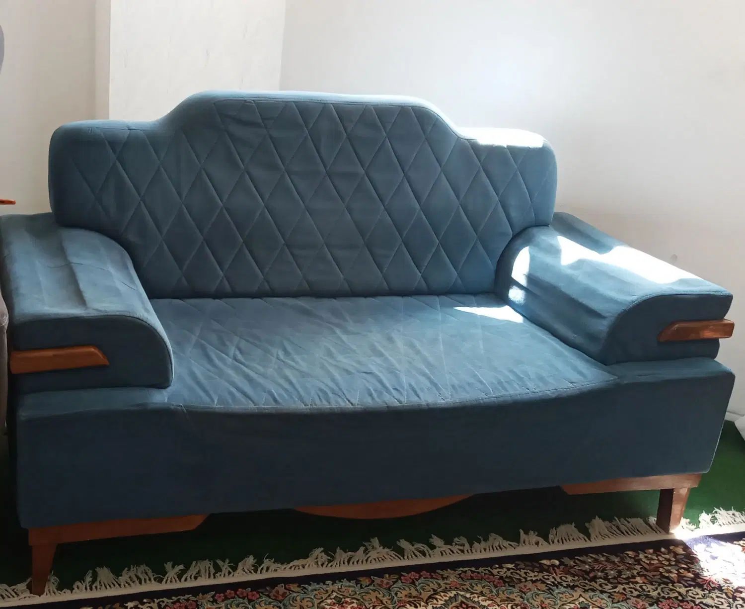 مبل هفت نفره راحتی|مبلمان خانگی و میز عسلی|اصفهان, فرح آباد|دیوار