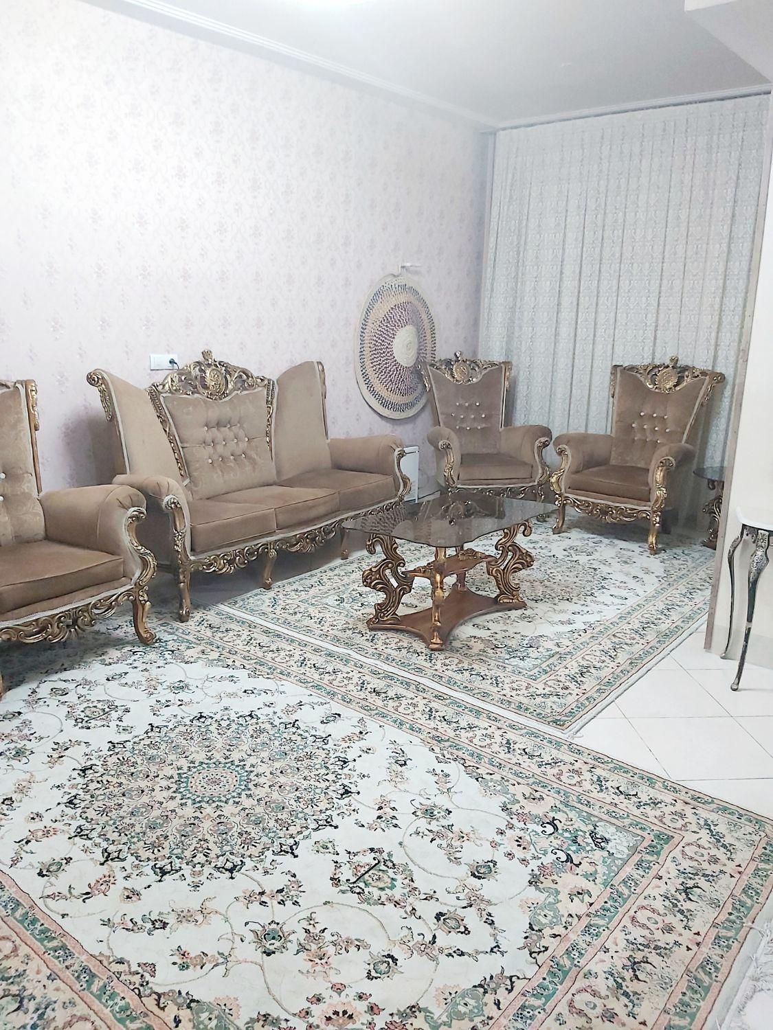 اجاره آپارتمان مبله دو خوابه شهرک فرهنگیان|اجارهٔ کوتاه‌مدت آپارتمان و سوئیت|شیراز, شهرک فرهنگیان|دیوار