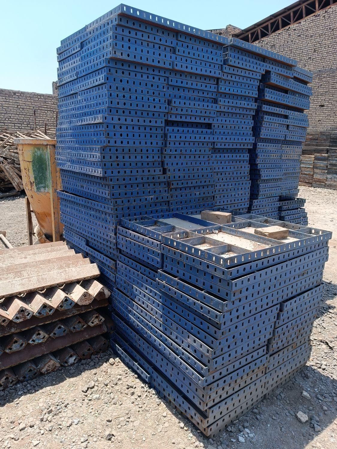 قالب لوله جک|مصالح و تجهیزات ساختمان|اهواز, بازار آهن|دیوار