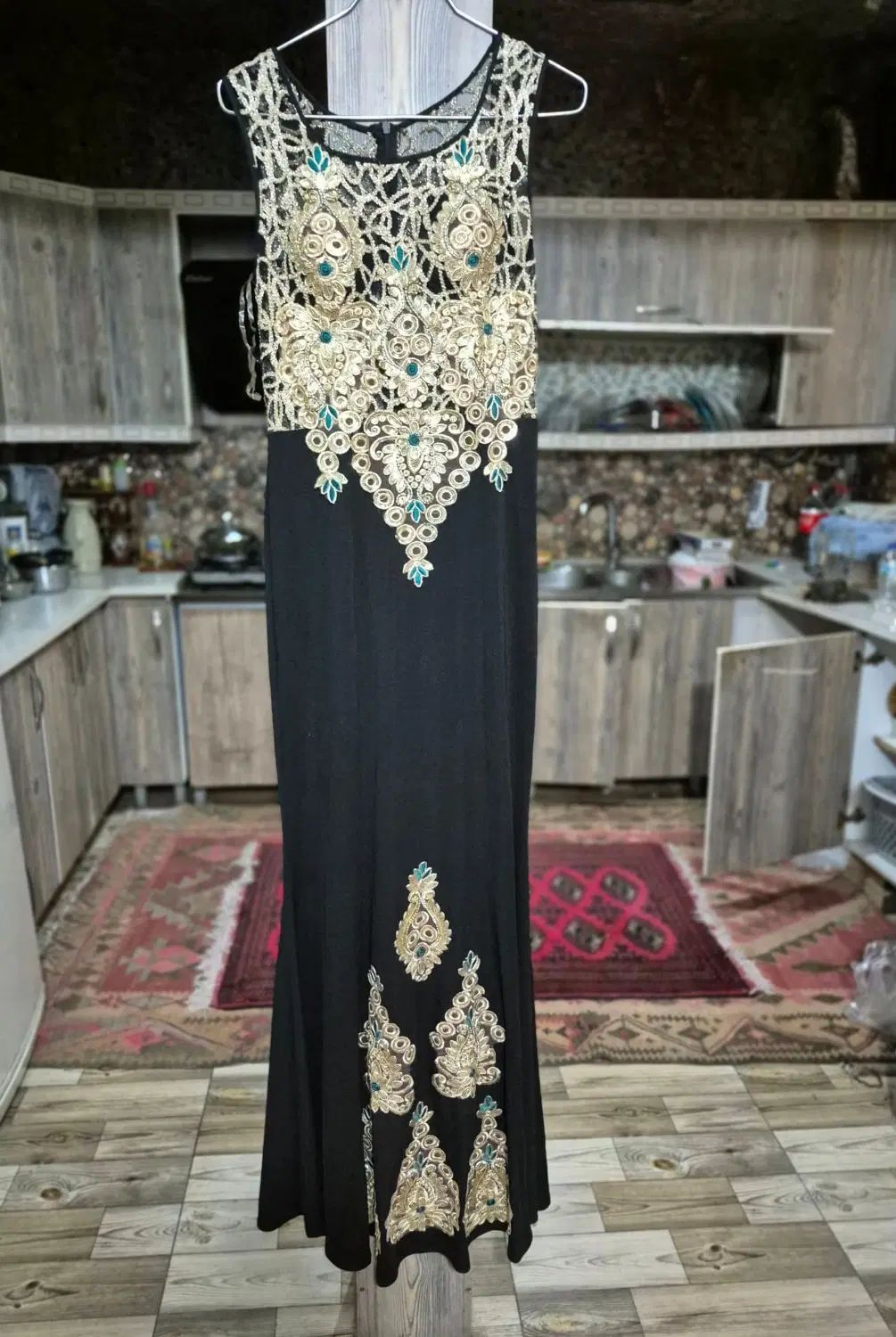 لباس مجلسی|لباس|کرج, آق تپه|دیوار