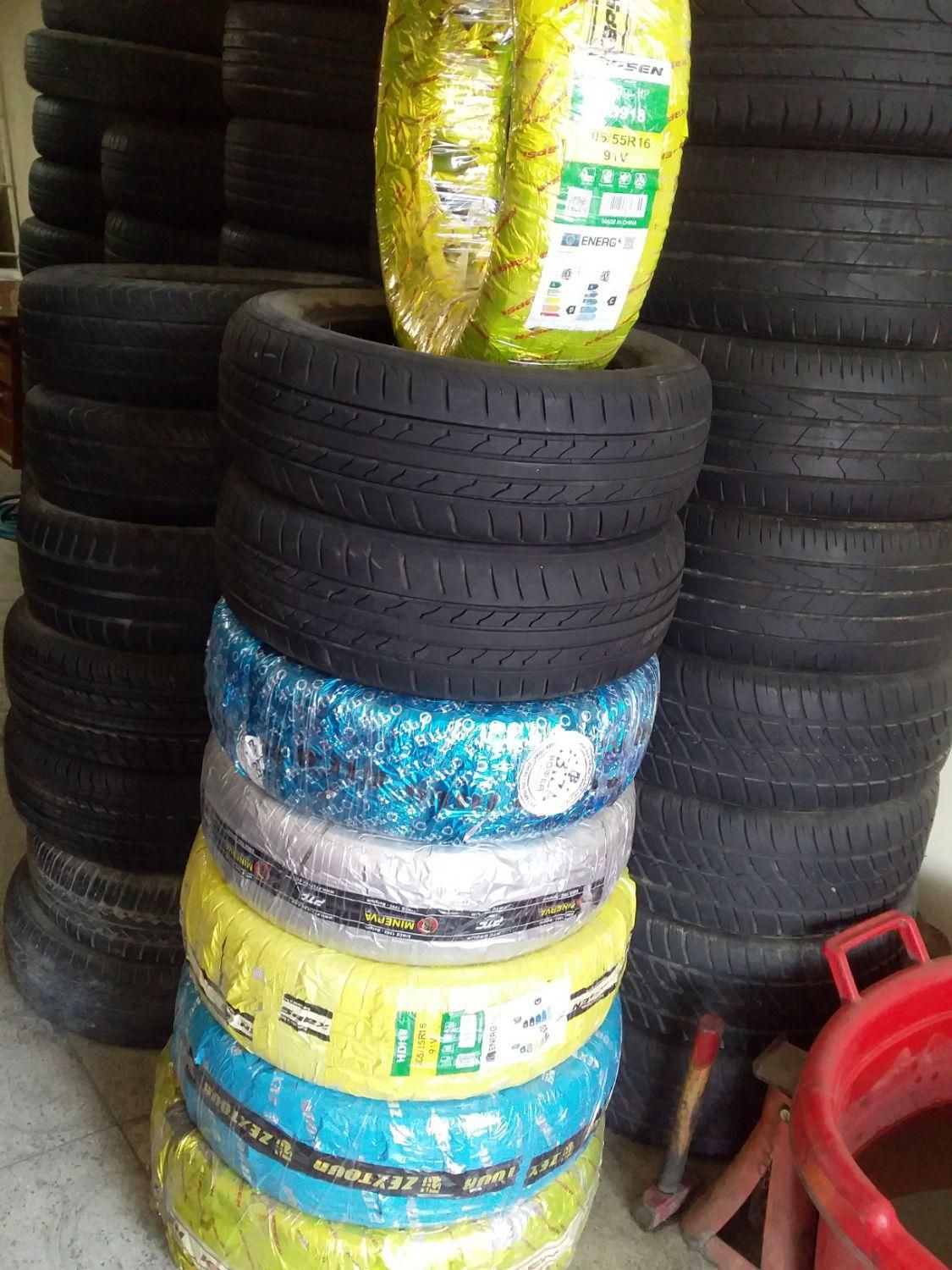 لاستیک نو، دست دوم سایز ۱۳ به بالا|قطعات یدکی و لوازم جانبی|شیراز, شهرک والفجر|دیوار