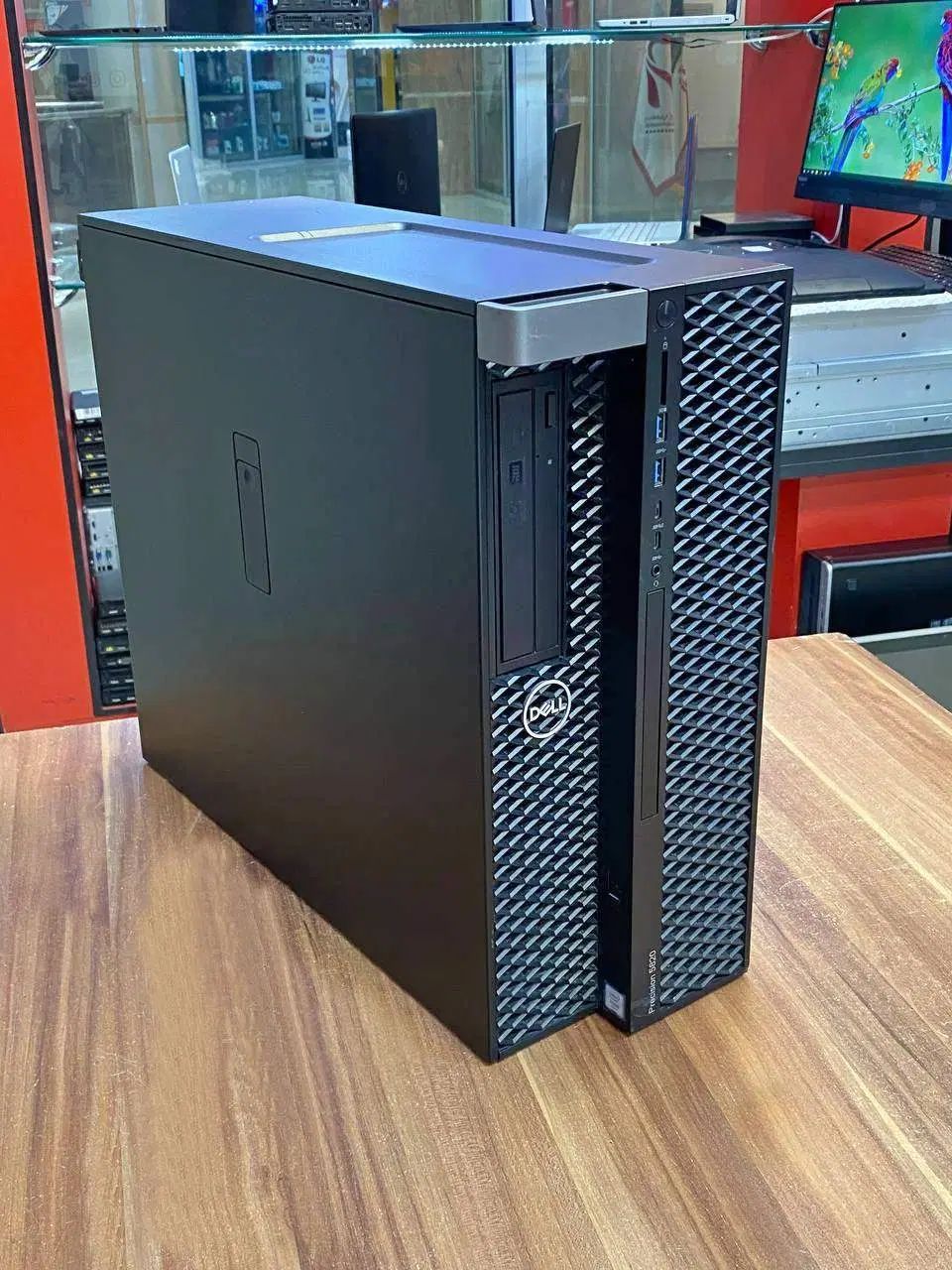 کیس ورک استیشن DELL مدل 5820 گیمینگ و طراحی و رندر|رایانه رومیزی|مشهد, ارشاد|دیوار