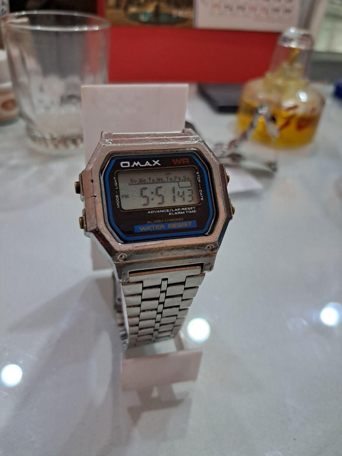 ساعت در حد نو کم کارکرده|ساعت|قیروکارزین, |دیوار