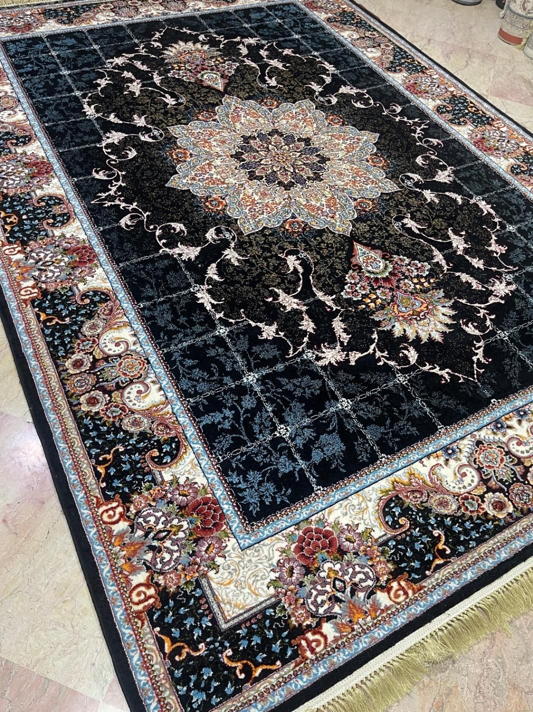 فرش عباسی ۶۰۰تخته فرش (تخفیفی)|فرش|کرج, کمالشهر|دیوار