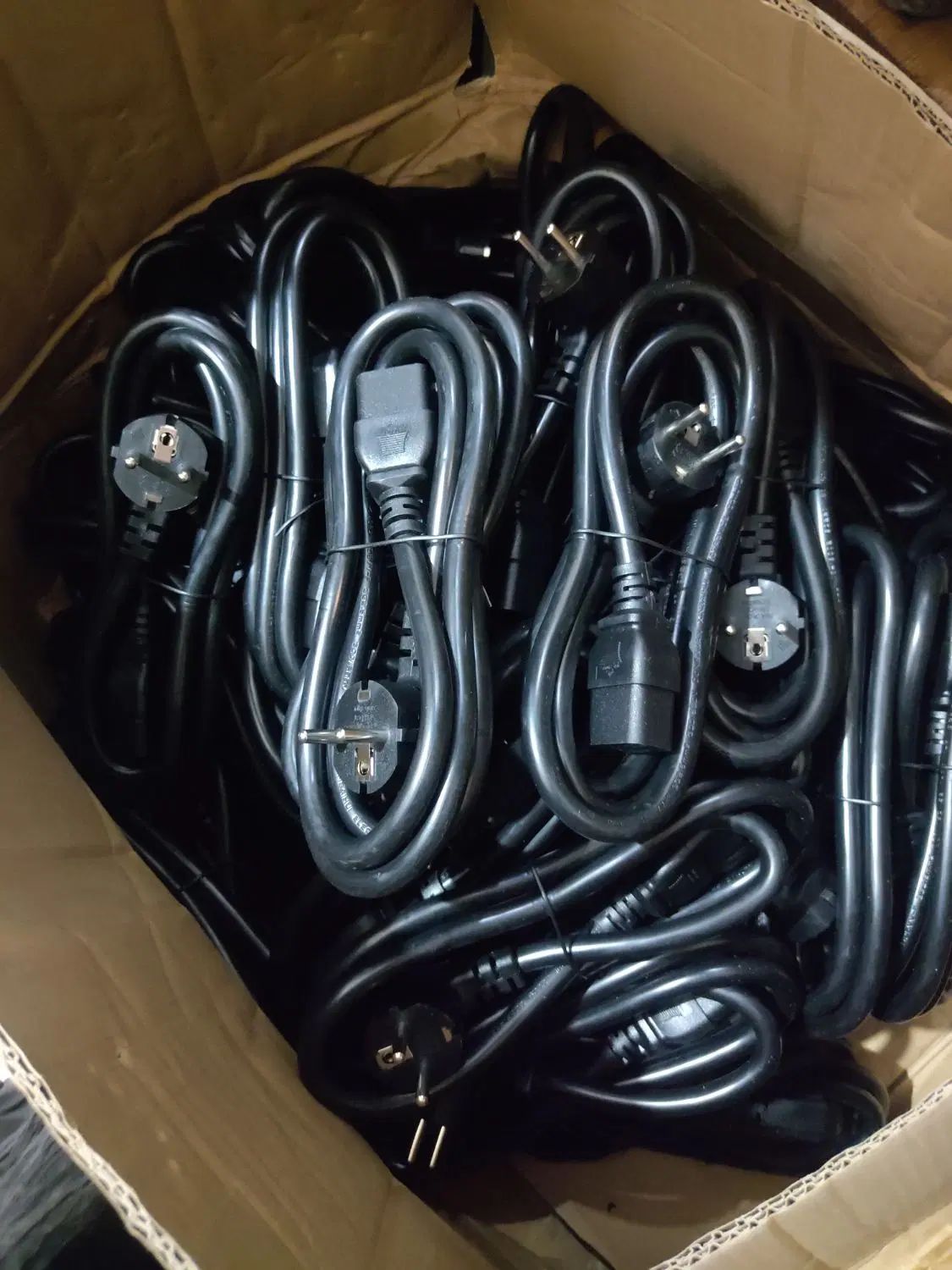 کابل برق پاور واتس ماینر فابریکی m21 m30 m50 m32|قطعات و لوازم جانبی رایانه|تهران, آرژانتین|دیوار