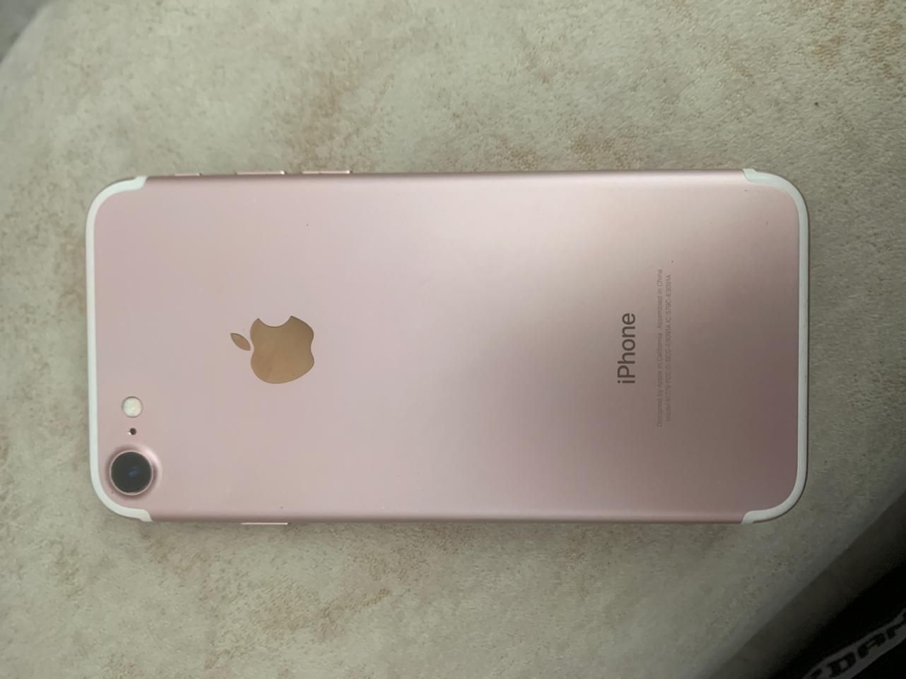 اپل iPhone 7 با حافظهٔ ۱۲۸ گیگابایت|موبایل|قزوین, |دیوار