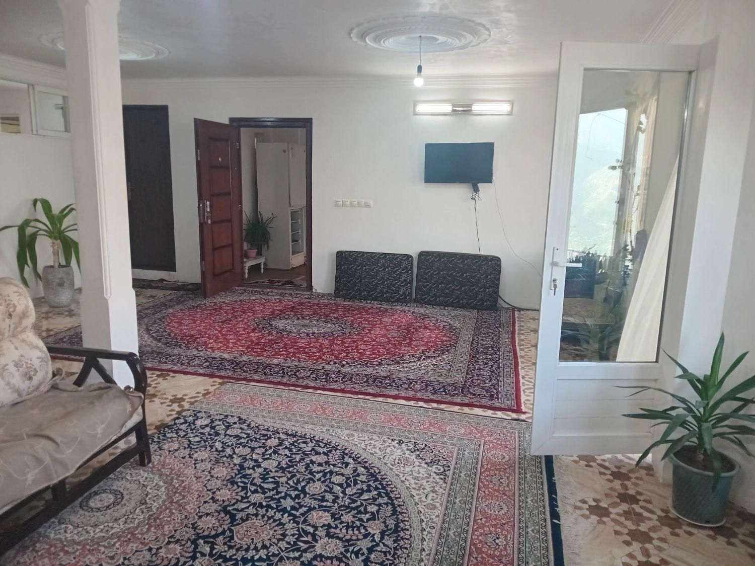 اجاره روزانه/هفتگی/ماهانه آپارتمان ۹۰ متری|اجارهٔ کوتاه‌مدت آپارتمان و سوئیت|رینه, |دیوار