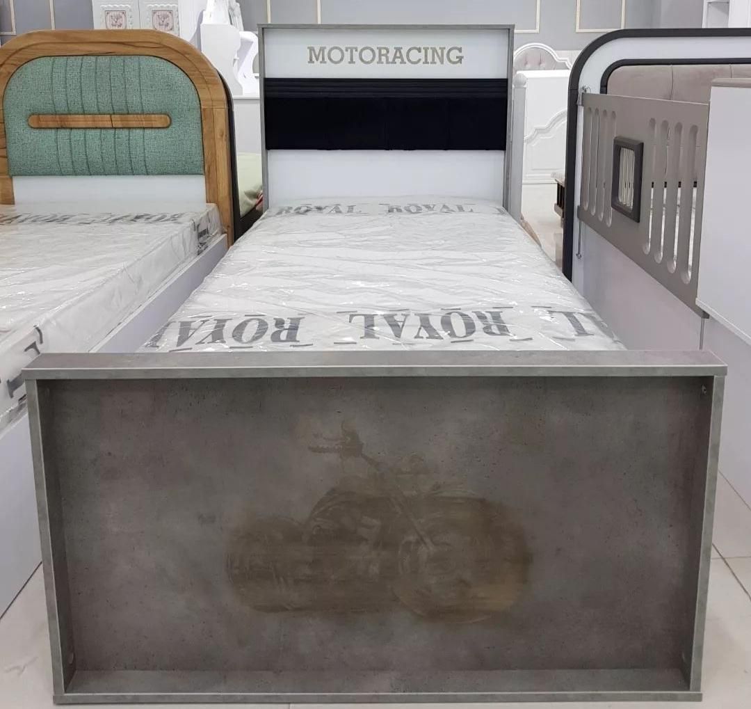 تخت هانتر|تخت و صندلی بچه|رشت, بازار|دیوار