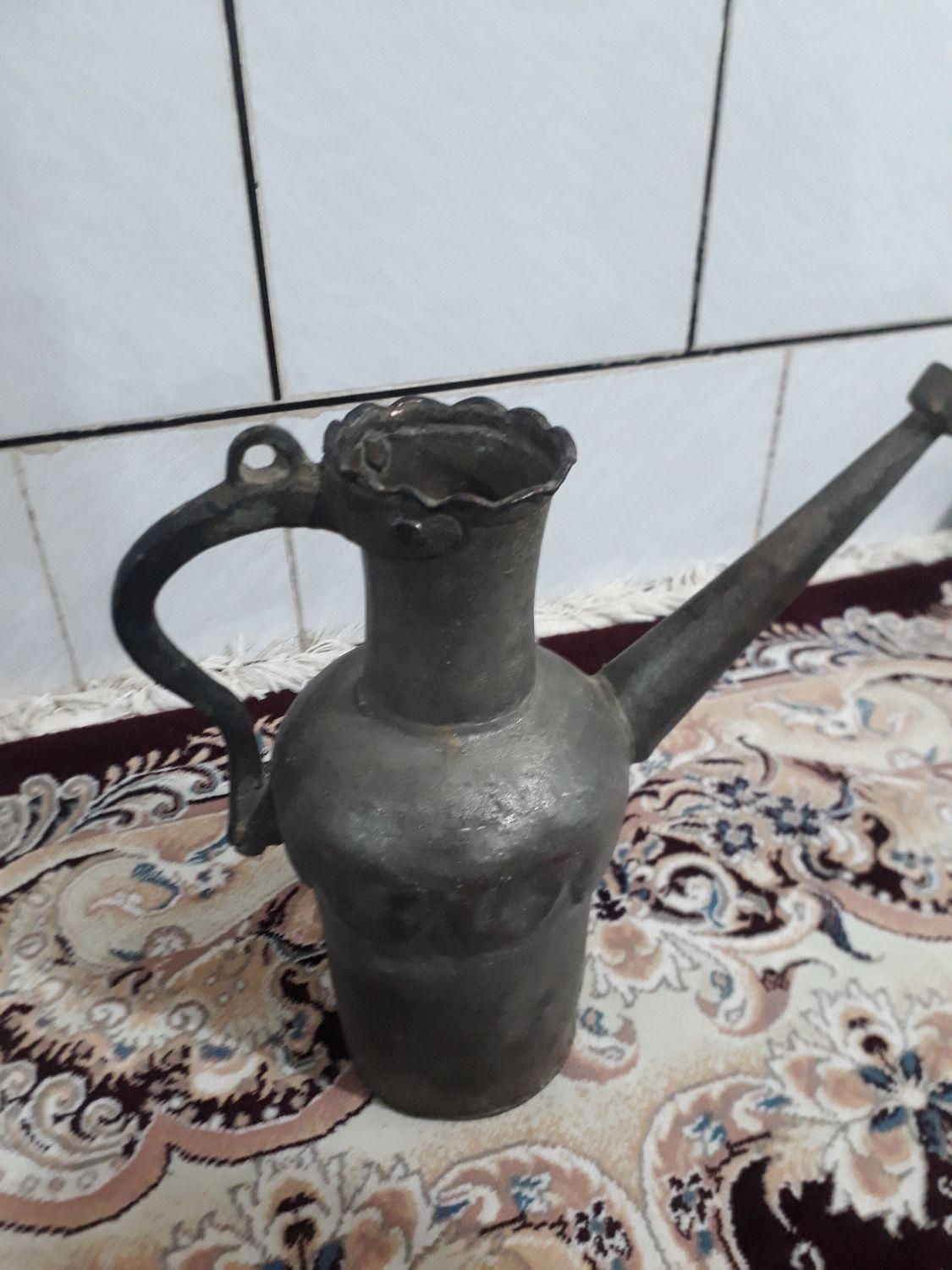 آفتابه قدیمی فروشی|مجسمه، تندیس، ماکت|الیگودرز, |دیوار