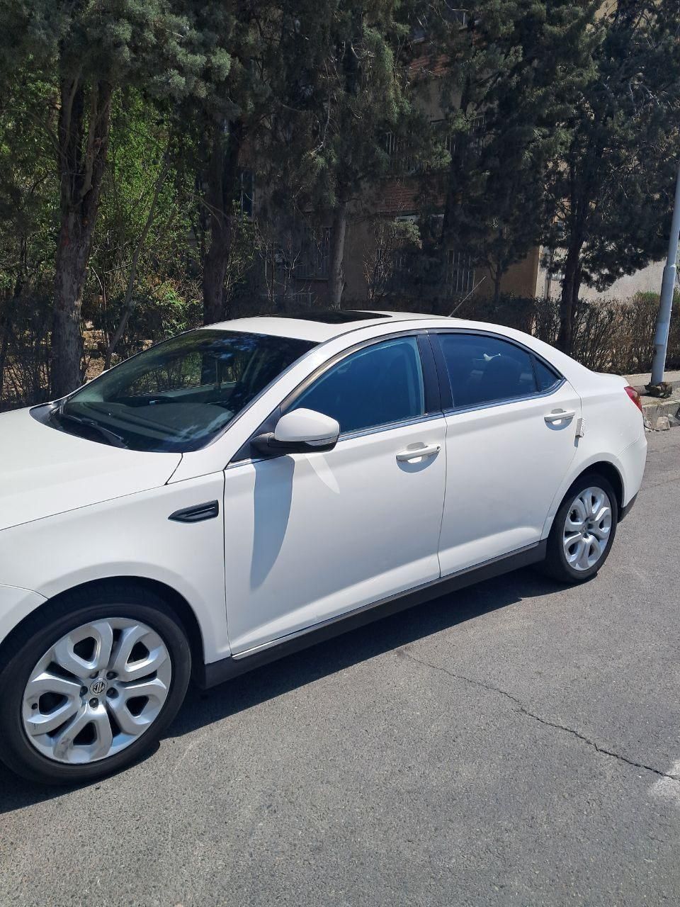 امجی 550، مدل ۲۰۱۲ (برند انگلیس)|خودرو سواری و وانت|تهران, شهرک آپادانا|دیوار