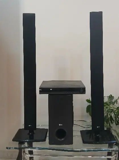 سینما خانگی ال جی LG|سیستم صوتی خانگی|اصفهان, ملاصدرا|دیوار