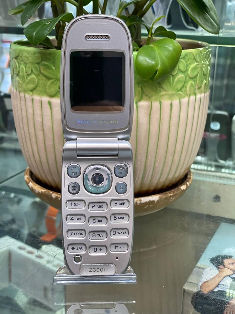 sony ericsson z300i|موبایل|تهران, جمهوری|دیوار