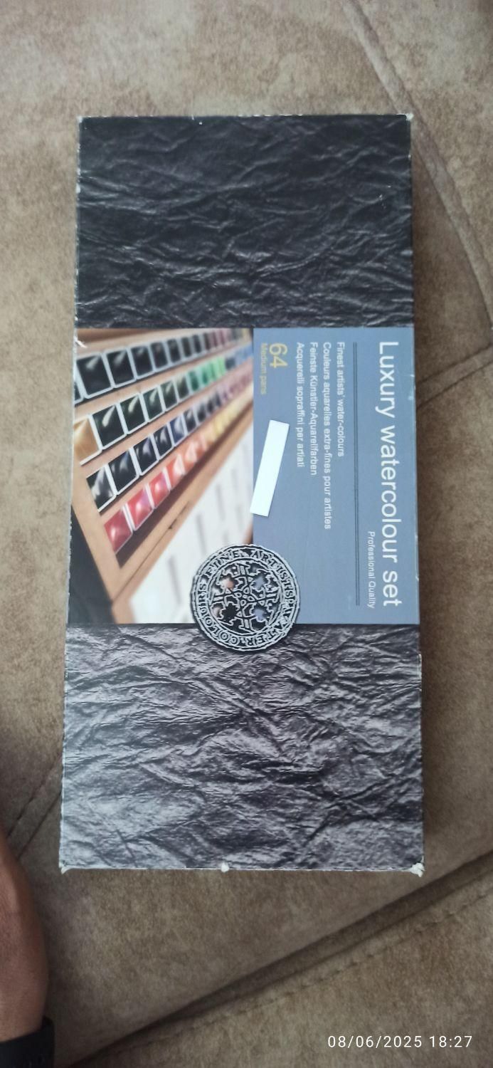 آبرنگ ۶۴ رنگ افرا|لوازم التحریر|شیراز, پودنک|دیوار