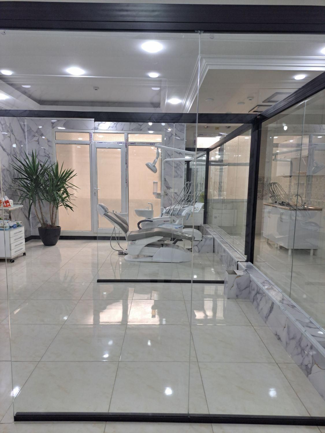 منشی و دستیار دندانپزشک حرفه ای|استخدام درمانی، زیبایی، بهداشتی|تهران, تهران‌سر|دیوار