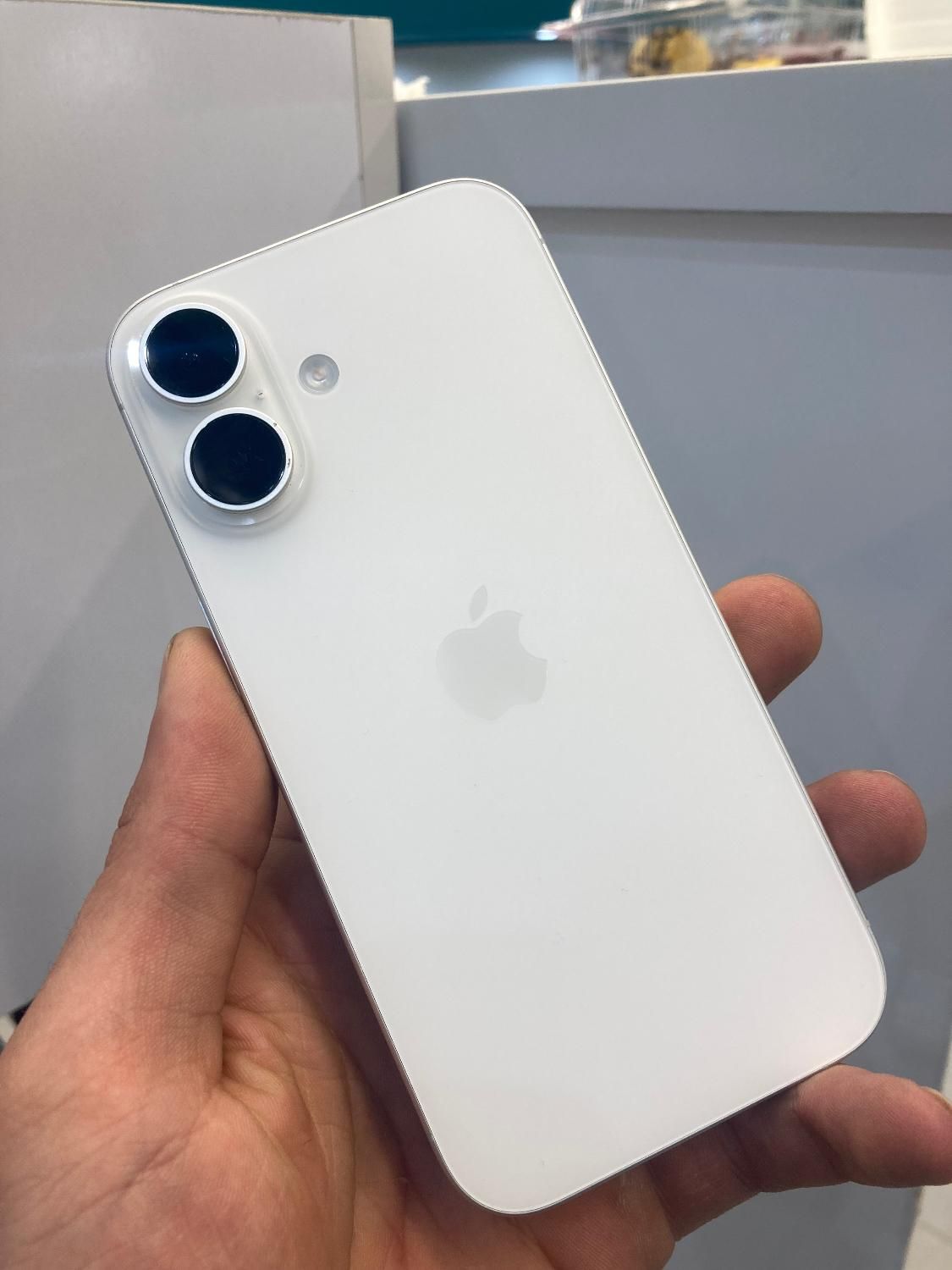 Iphone 16 normal با ۳۰ میلیون پیش پرداخت|موبایل|اصفهان, باغ زرشک|دیوار