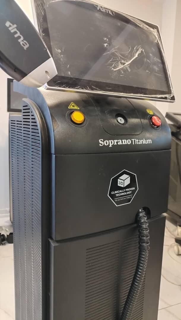 دستگاه لیزر موهای زائد Km در حد نو|آرایشی، بهداشتی، درمانی|اردبیل, |دیوار