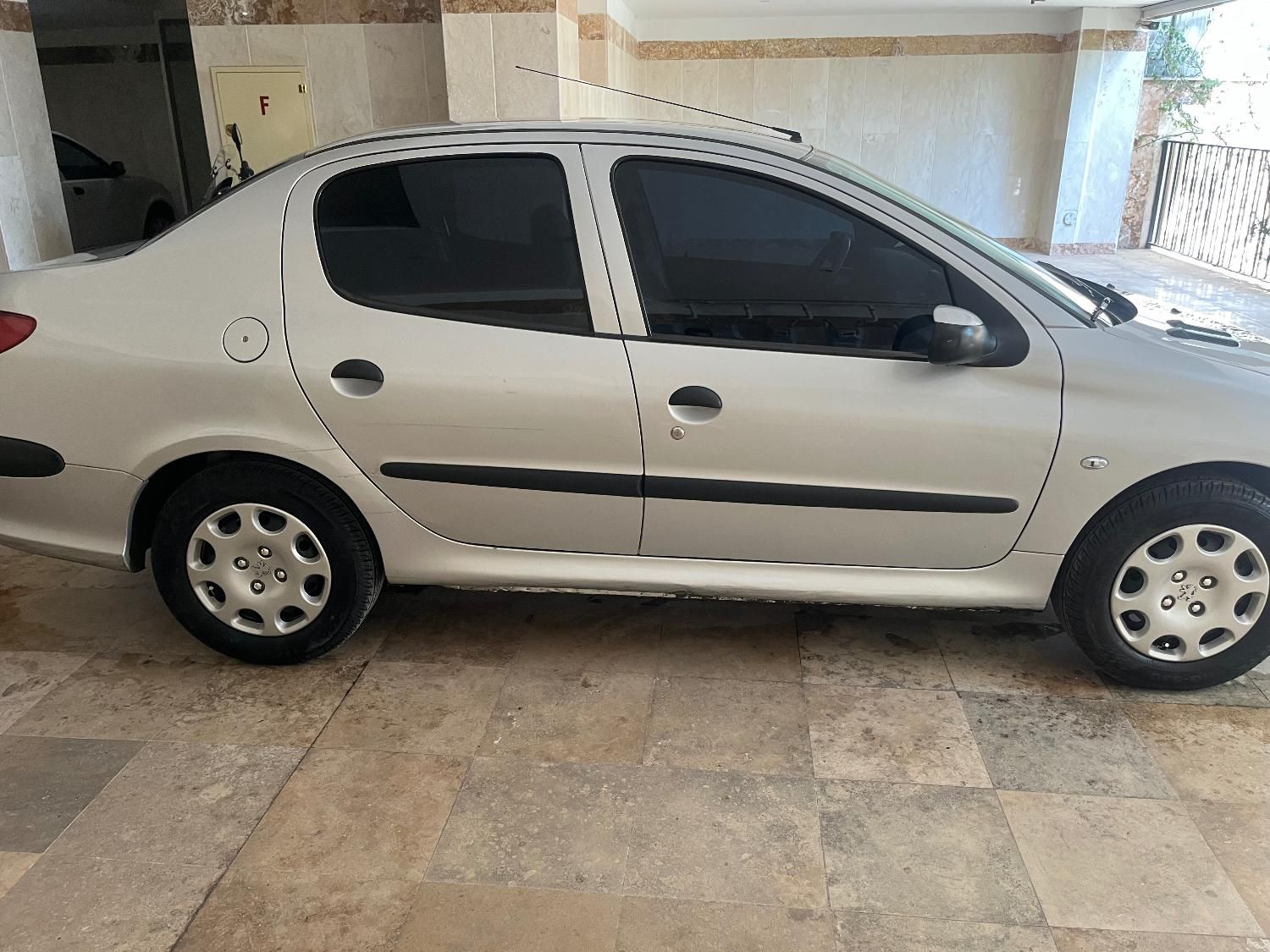 پژو 206 SD V8، مدل ۱۳۹۴|خودرو سواری و وانت|تهران, اسکندری|دیوار