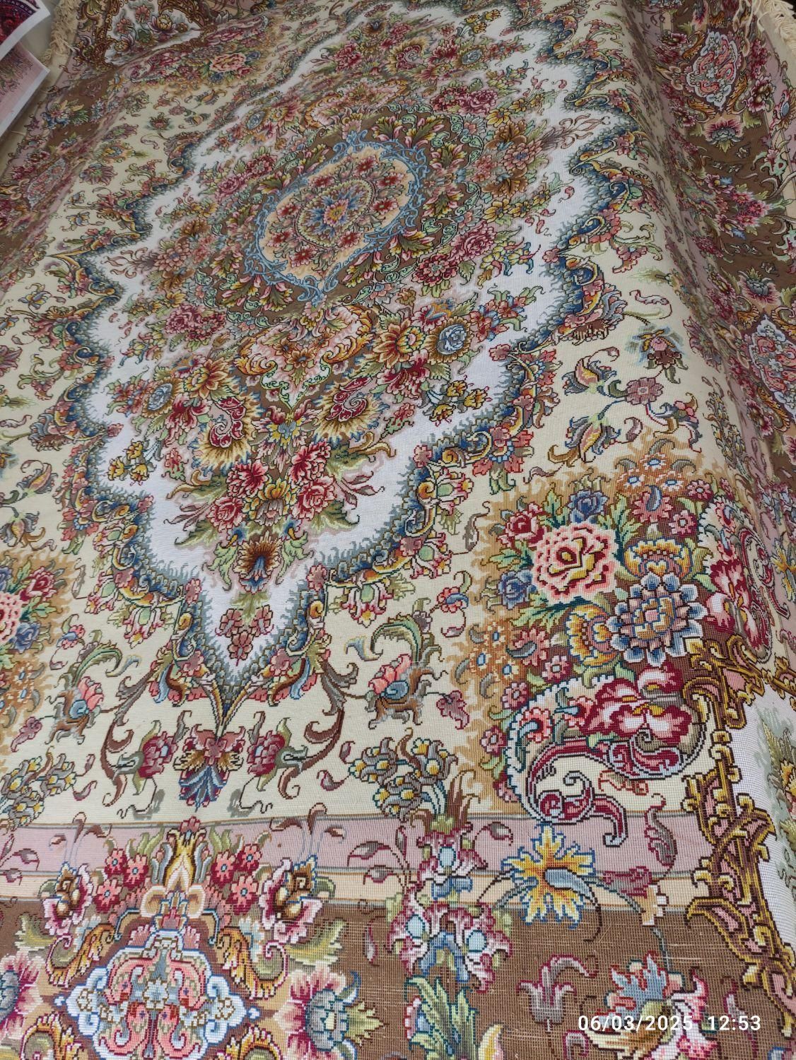 فروشگاه مصالح فرش دستباف صدرا|فرش|میاندوآب, |دیوار