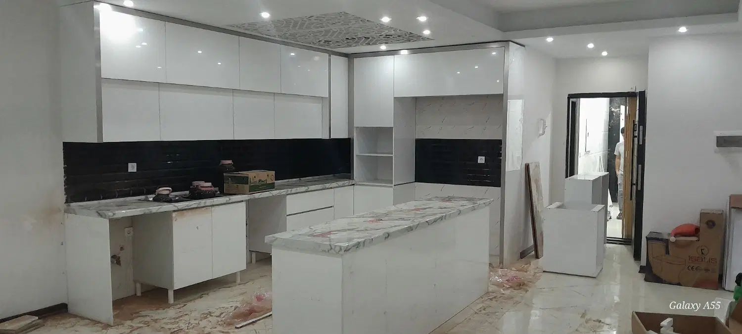 متین کابین میز تحریر و کامپیوتر و تمام مصنوعات چوب|میز تحریر و کامپیوتر|بهارستان, |دیوار