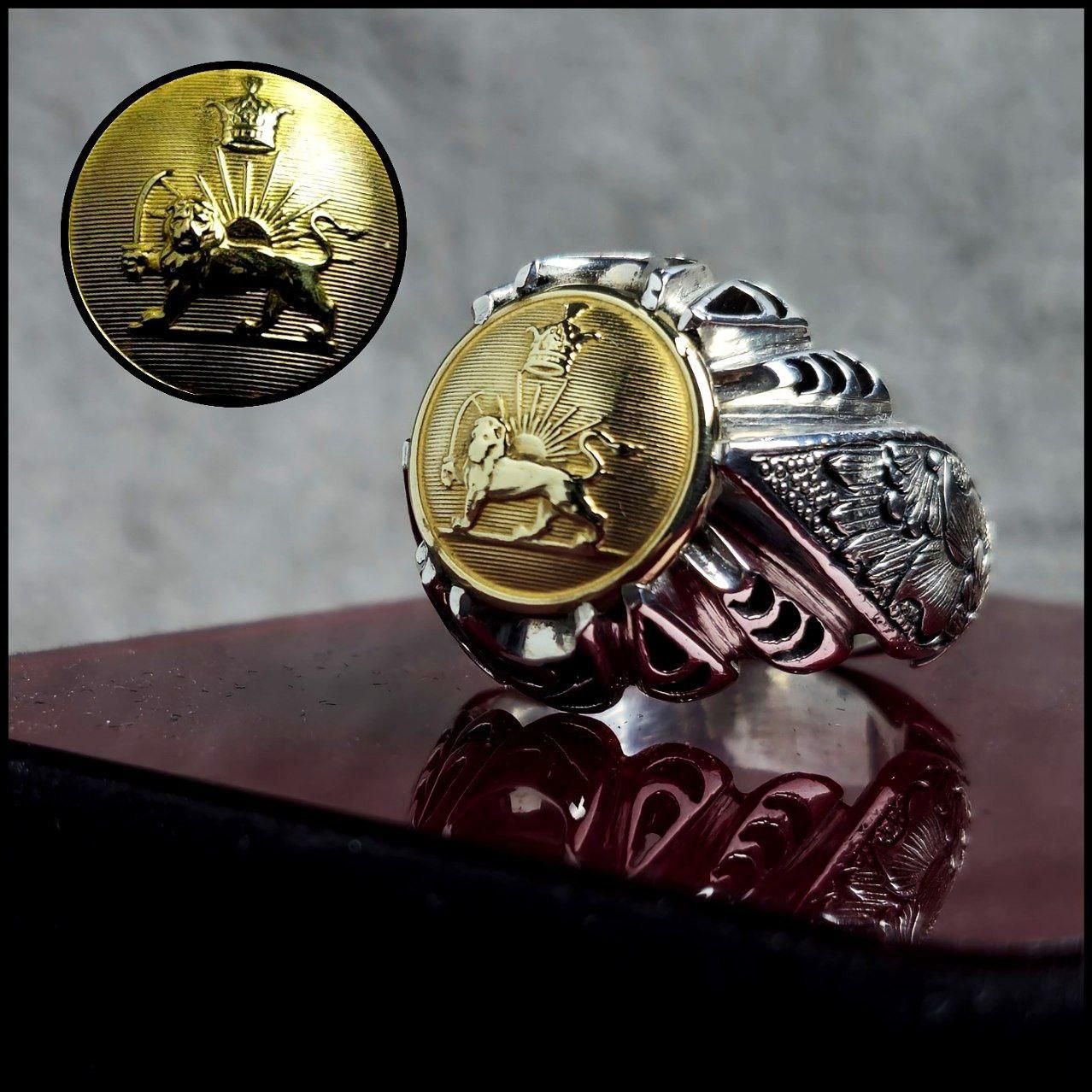 سر دکمه برنزی شیر و خورشید رکاب قلمزنی خجسته|بدلیجات|تهران, آسمان|دیوار