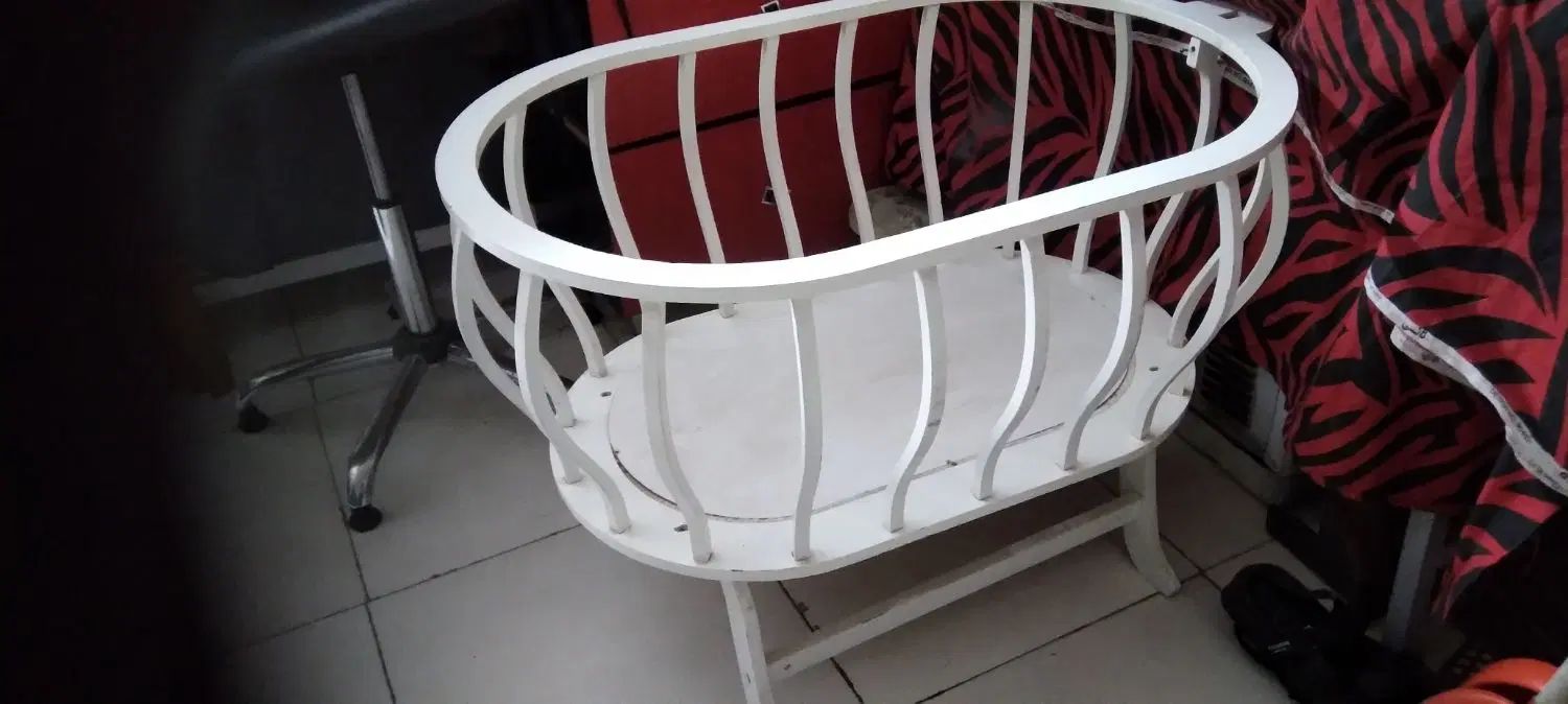 تخت بچه|تخت و صندلی بچه|کرج, کمال‌شهر|دیوار