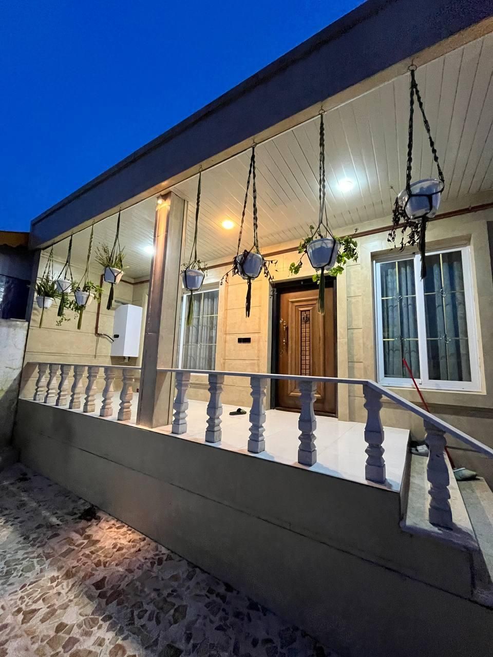 ویلانوساز180متری/لوکیشن عالی/منطقه برند/آناملک|فروش خانه و ویلا|رشت, سعدی (تختی)|دیوار