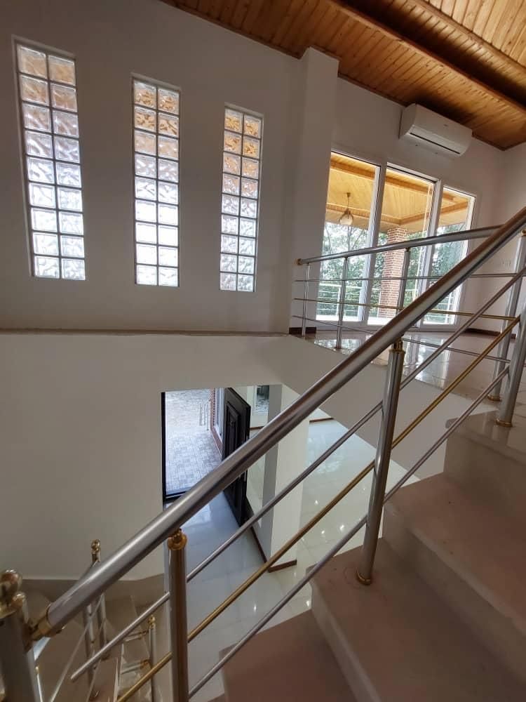 ویلا دوبلکس 250متری سنددار در شهر رویان مالکم|فروش خانه و ویلا|رویان, |دیوار