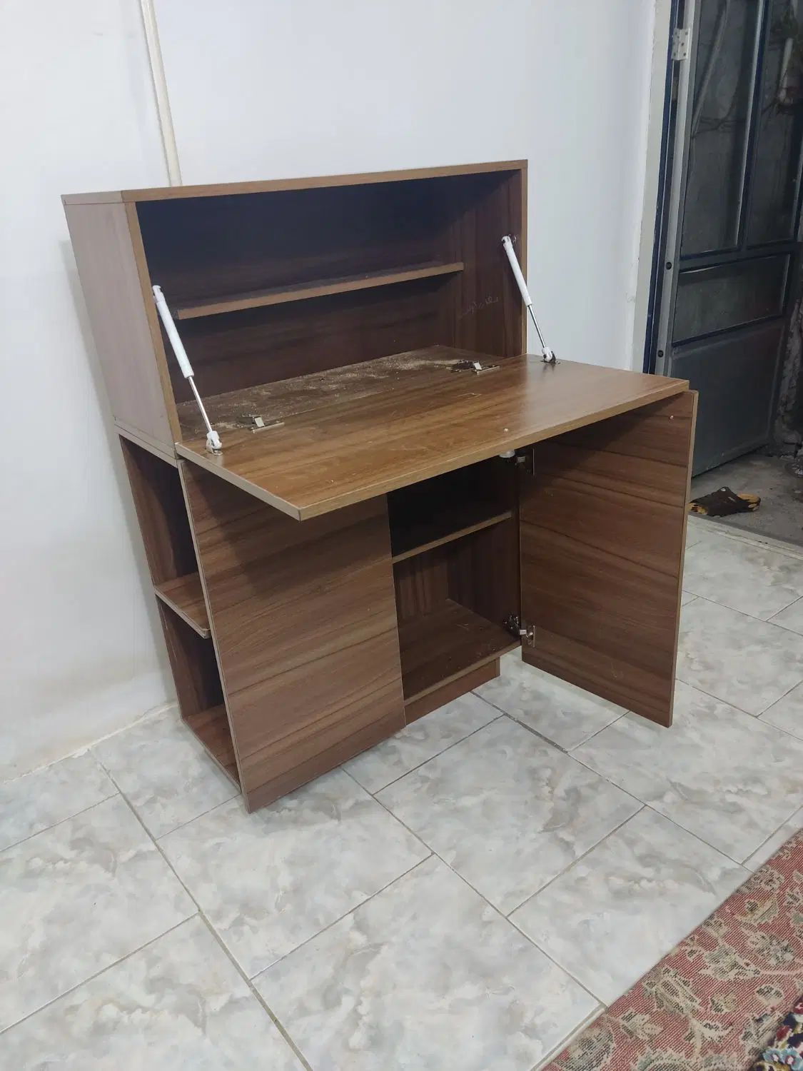 میز لپ تاپ تاشو|میز تحریر و کامپیوتر|رشت, سلیمانداراب|دیوار